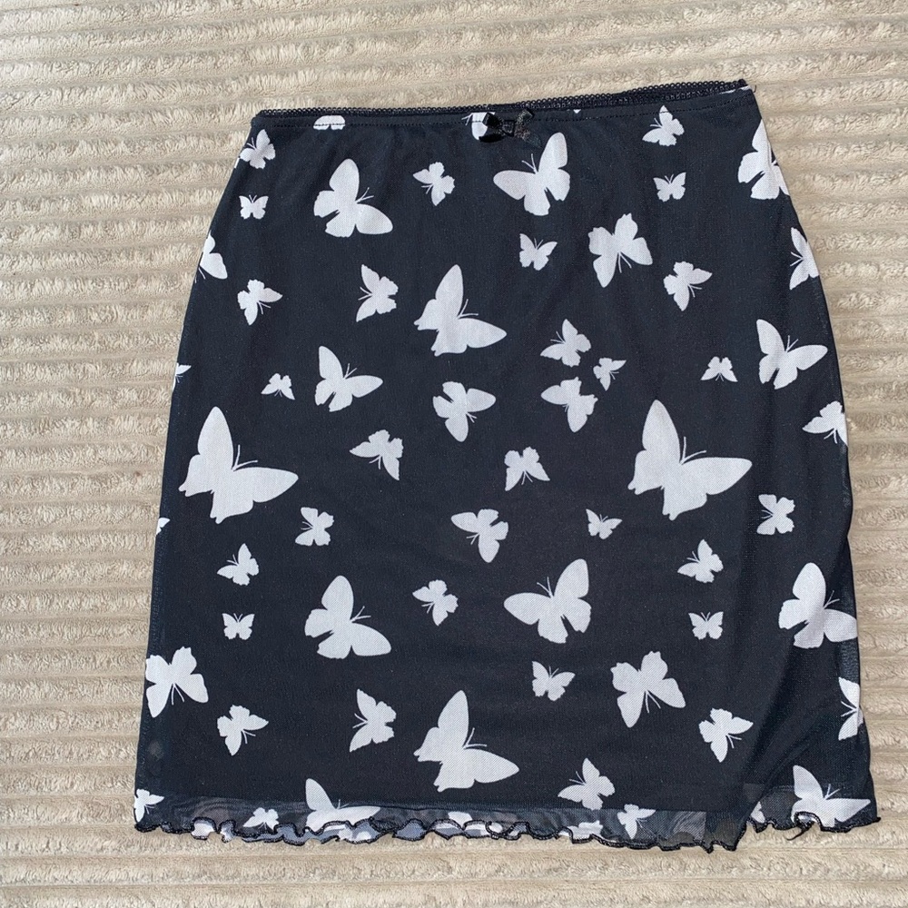 🦋 Wild Fable Black Mesh Butterfly Skirt – Size XS